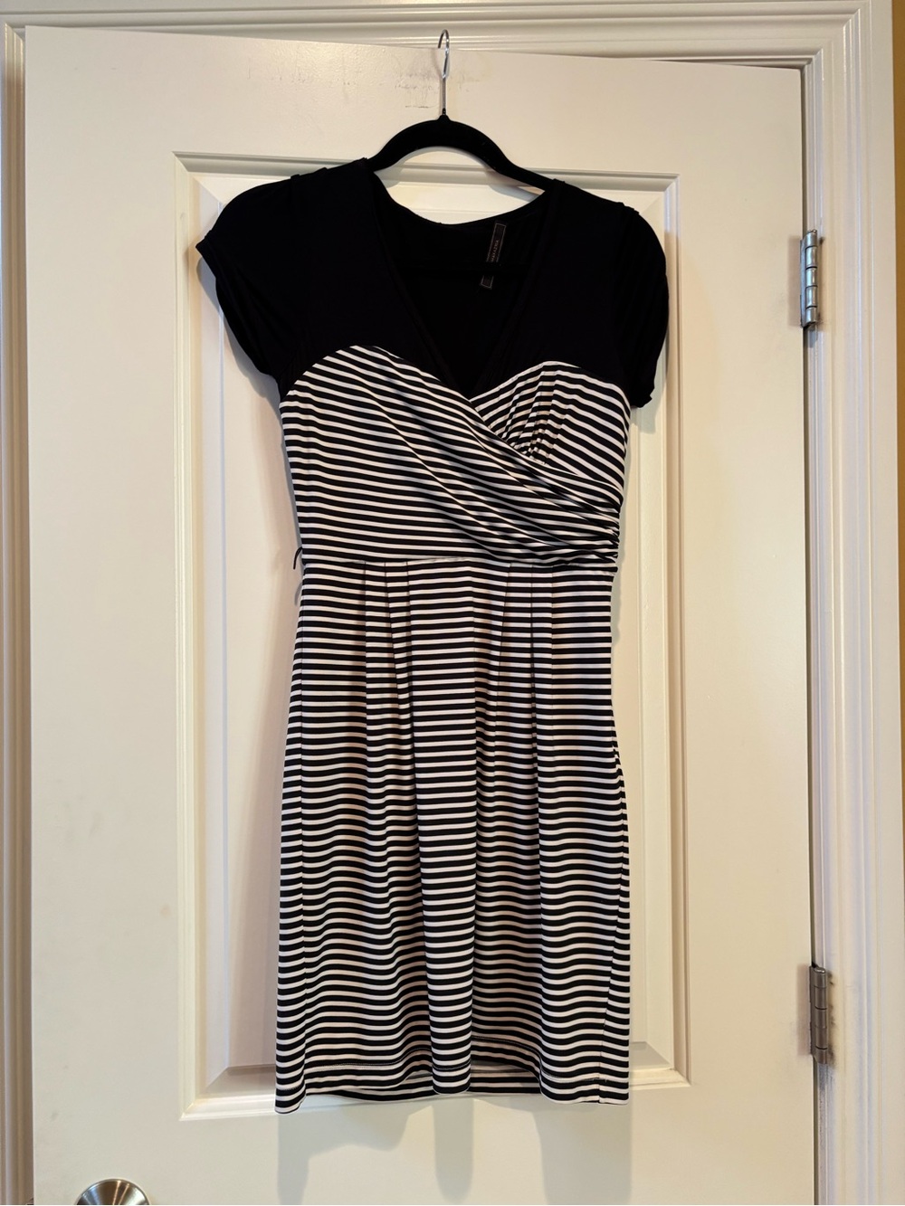 BCBGMaxAzria Striped Black and White V-Neck Midi Dress with Cap Sleeves